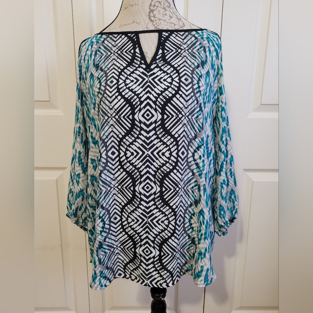 Apt 9 Cold Shoulder Top